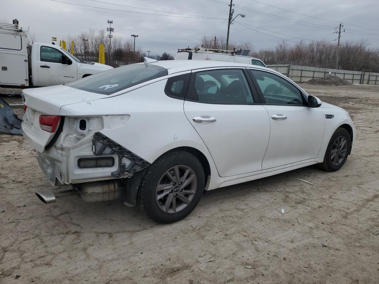 2020 KIA Optima VIN 5XXGT4L34LG421161 Copart auction photo, rear end / minor dent/scratches damage thumbnail 3