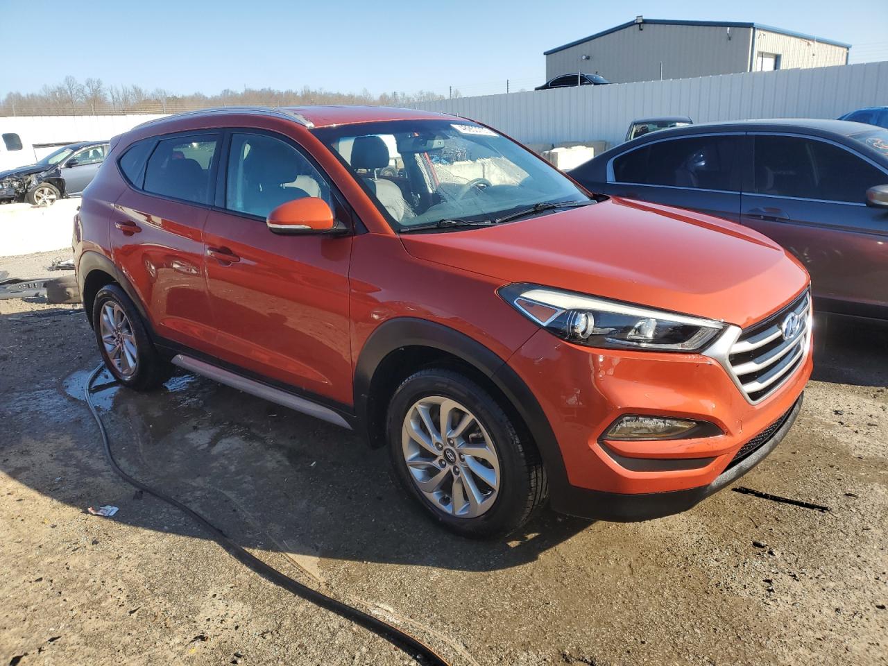 2017 Hyundai Tucson VIN KM8J33A46HU421039 Copart auction photo, side / rear end damage thumbnail 4