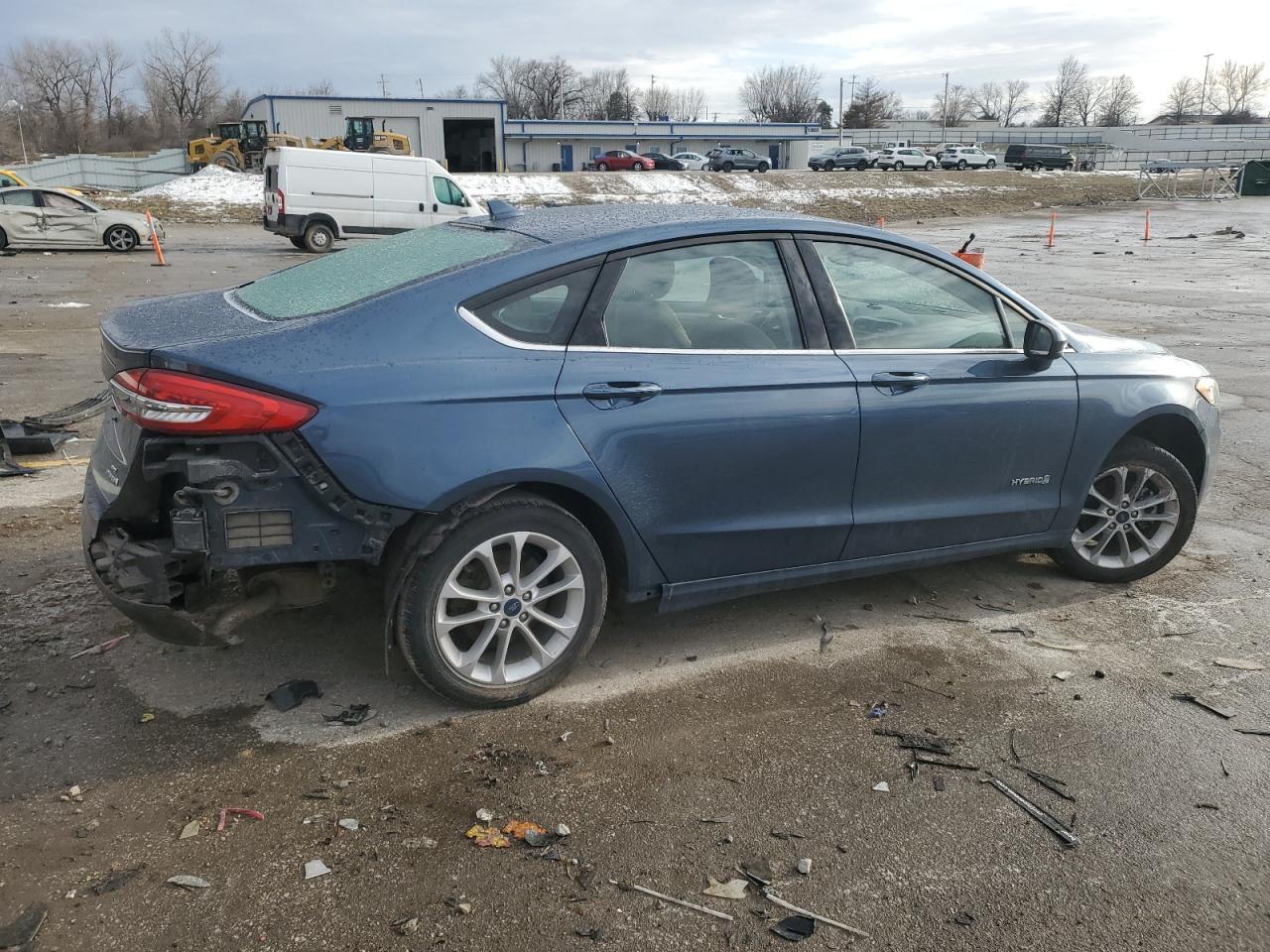 2019 Ford Fusion VIN 3FA6P0LU1KR269203 Copart auction photo, front end / rear end damage thumbnail 3