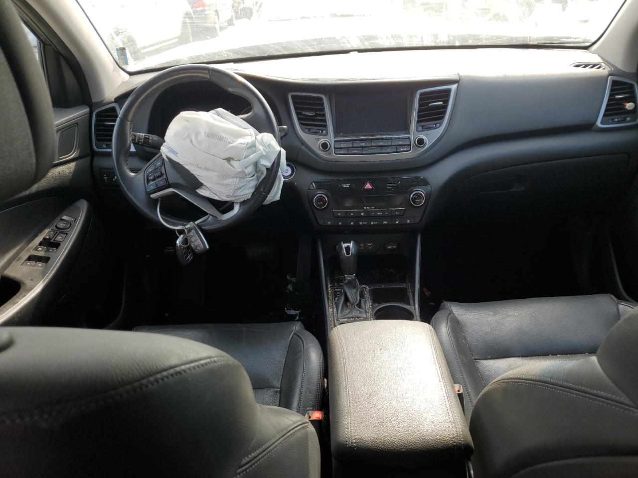 2018 Hyundai Tucson VIN KM8J33A27JU677937 Copart auction photo, front end damage thumbnail 8