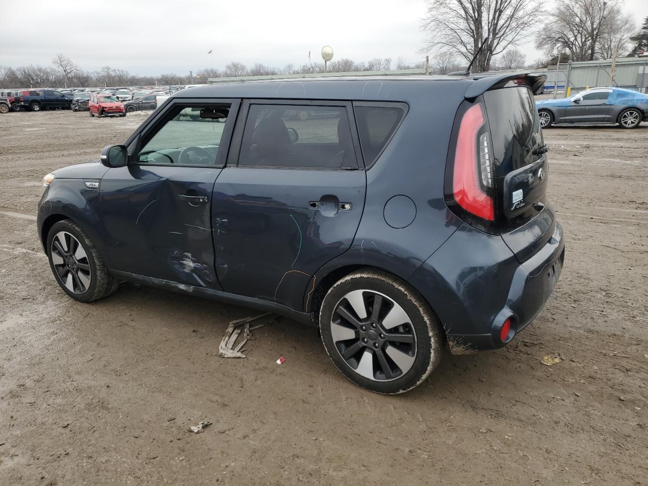 2016 KIA Soul VIN KNDJX3A58G7288525 Copart auction photo, all over damage thumbnail 2