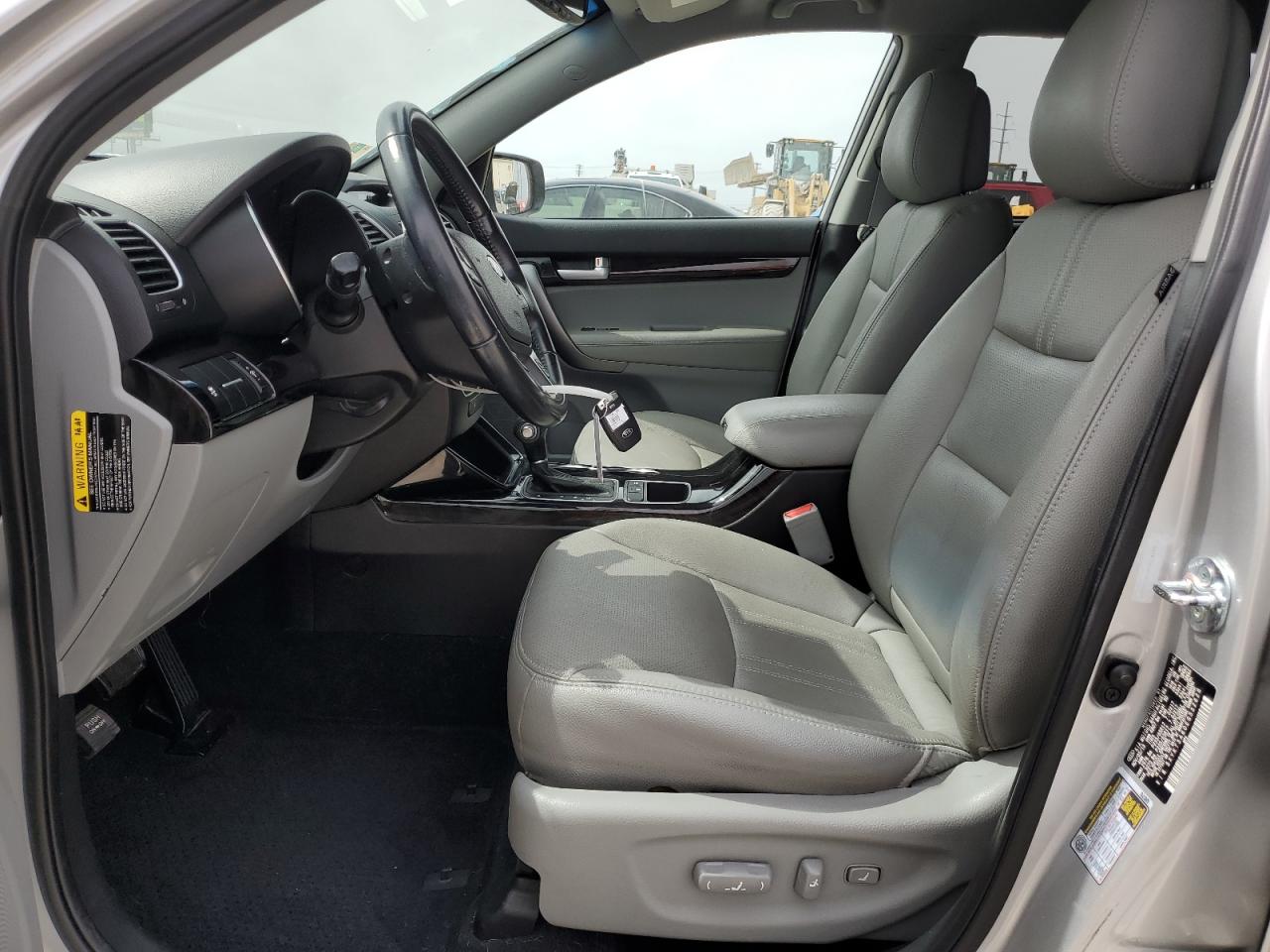 2014 KIA Sorento VIN 5XYKT3A60EG532628 Copart auction photo, front end / minor dent/scratches damage thumbnail 7