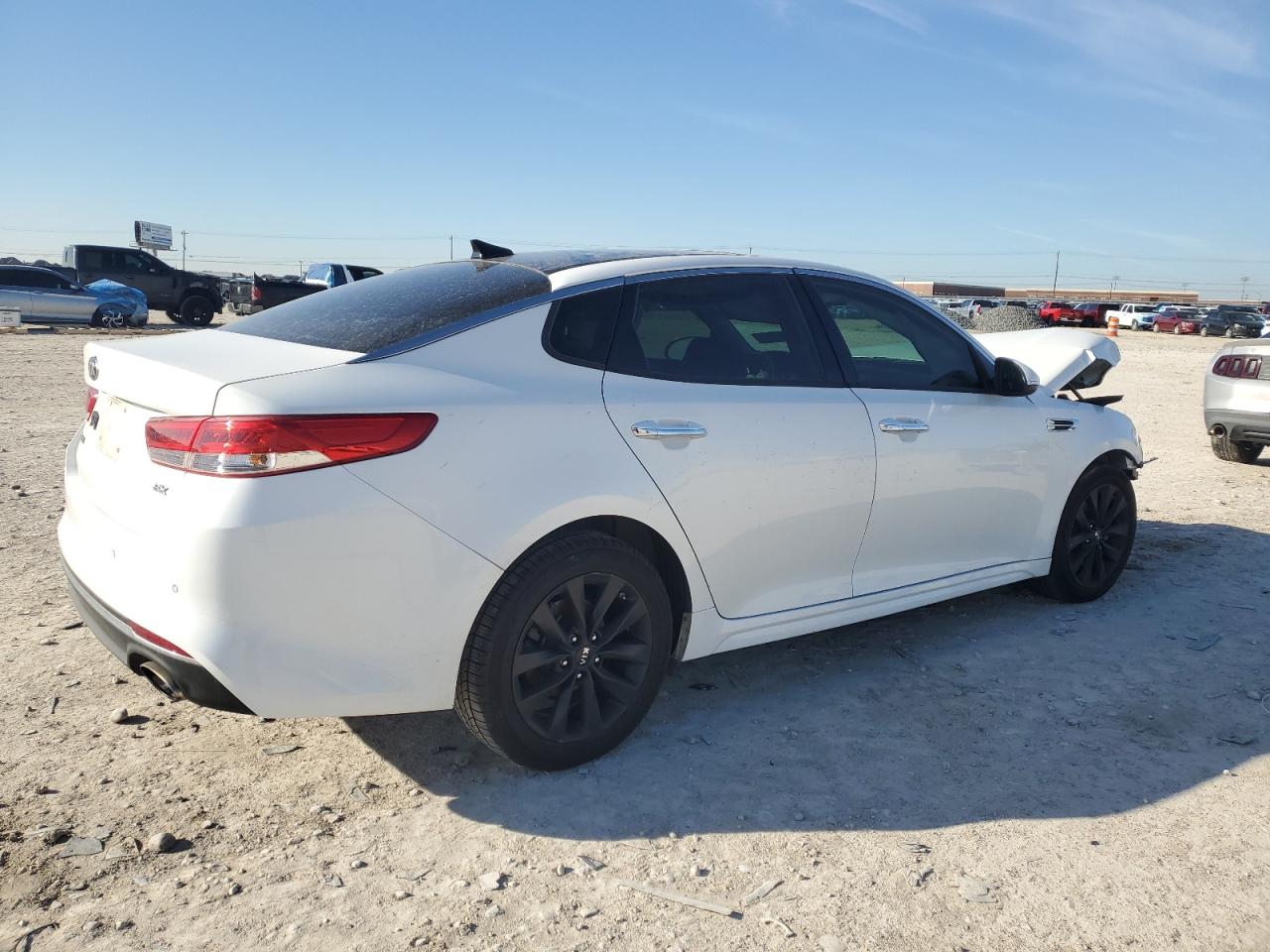 2016 KIA Optima VIN 5XXGU4L33GG090026 Copart auction photo, front end / minor dent/scratches damage thumbnail 3