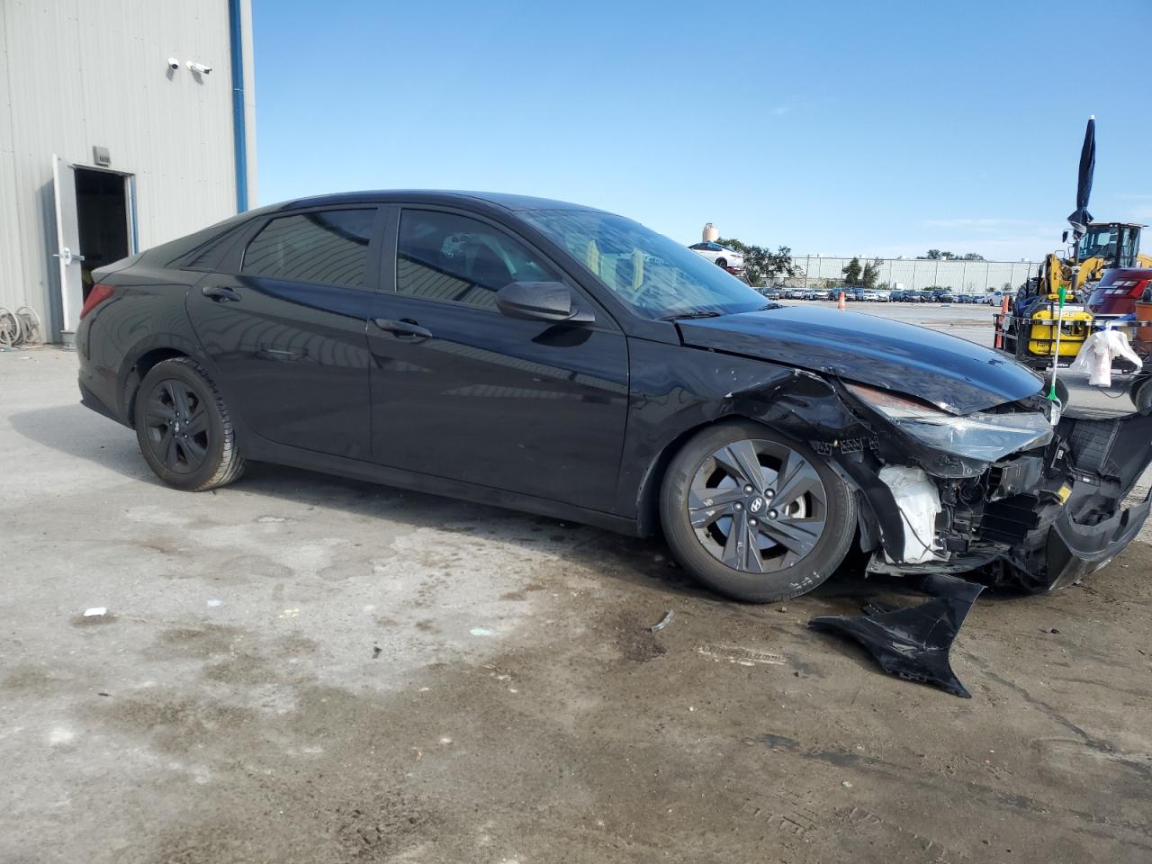 2022 Hyundai Elantra VIN KMHLM4AG8NU285742 Copart auction photo, front end / side damage thumbnail 4