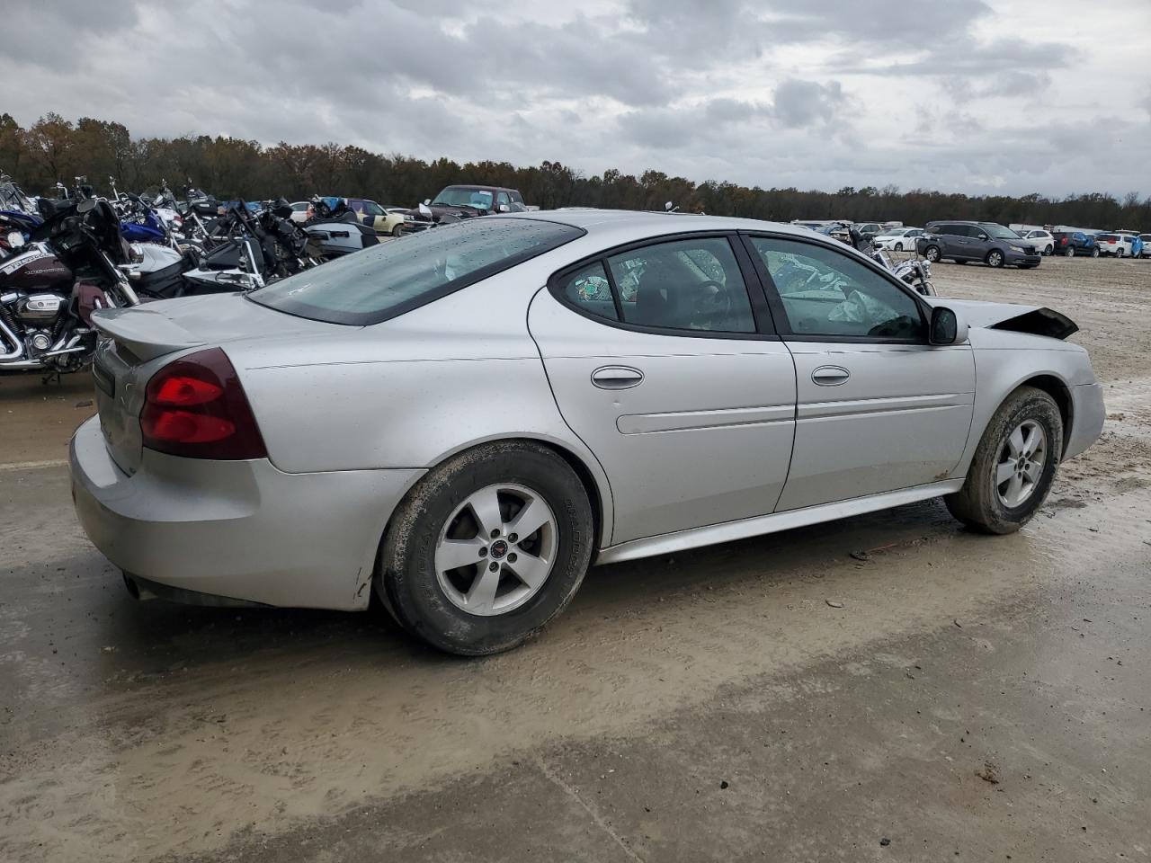 2005 Pontiac Grand Prix VIN 2G2WS522851303687 Copart auction photo, front end damage thumbnail 3