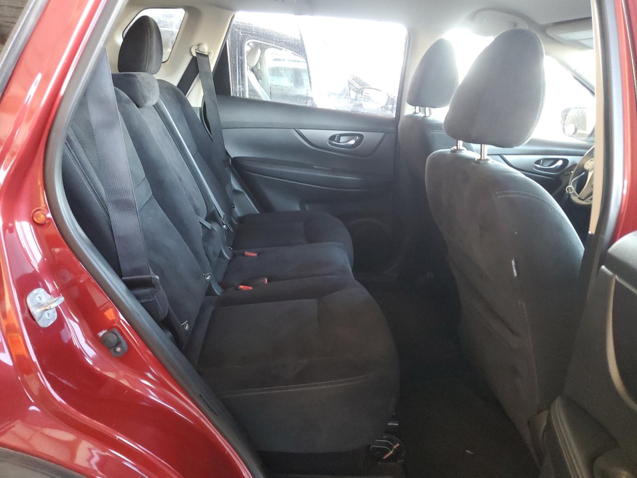 2016 Nissan Rogue VIN JN8AT2MTXGW018898 Copart auction photo, minor dent/scratches damage thumbnail 11