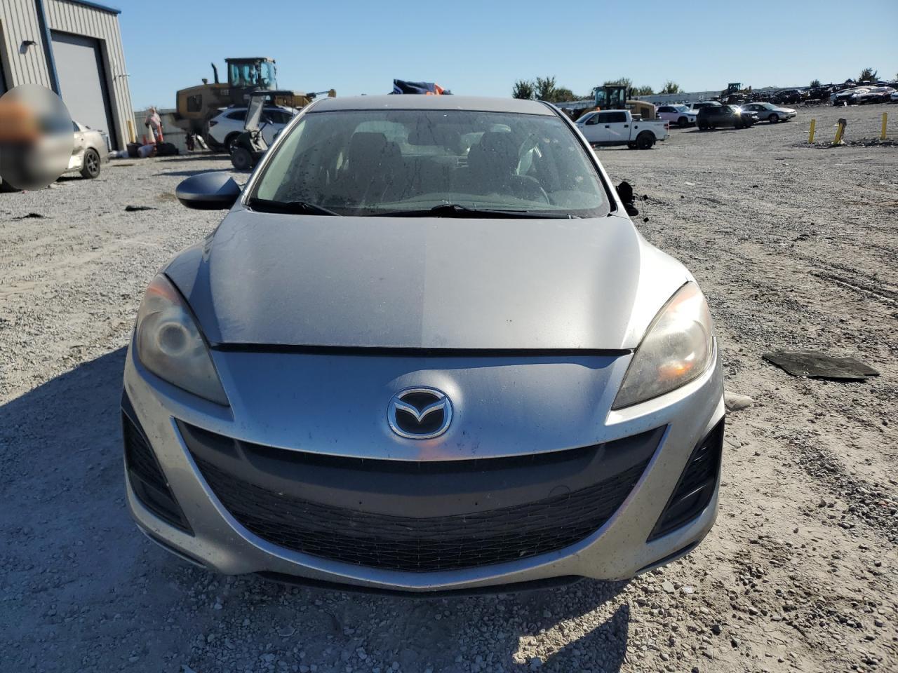 2011 Mazda 3 VIN JM1BL1VG7B1361086 Copart auction photo, side / rear end damage thumbnail 5