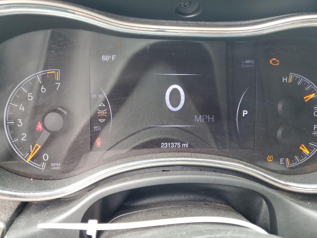 2014 Jeep Grand Cherokee VIN 1C4RJEBG3EC234621 Copart auction photo, front end / side damage thumbnail 9