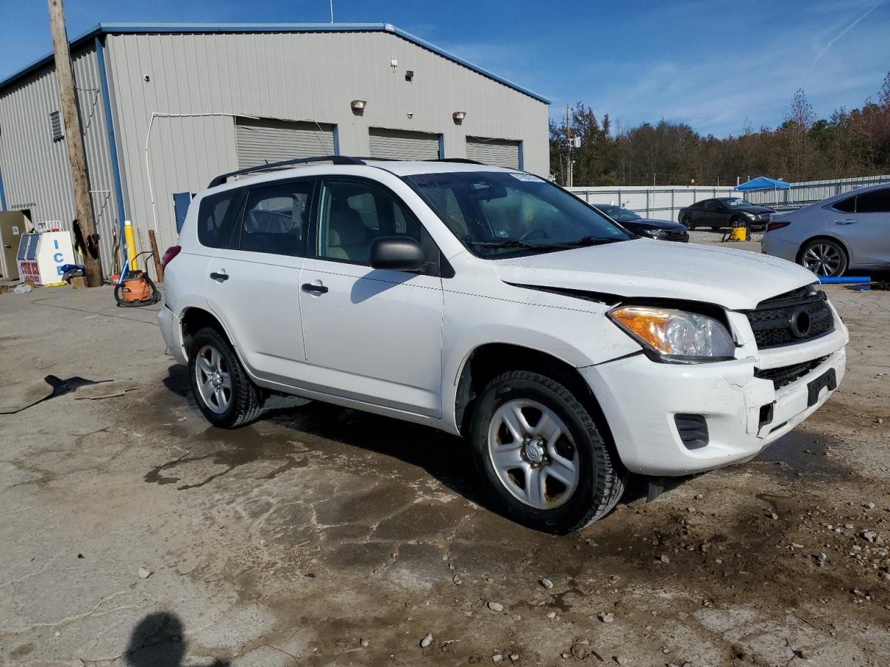 2011 Toyota RAV 4 VIN 2T3JF4DV8BW130042 Copart auction photo, rear end / front end damage thumbnail 4