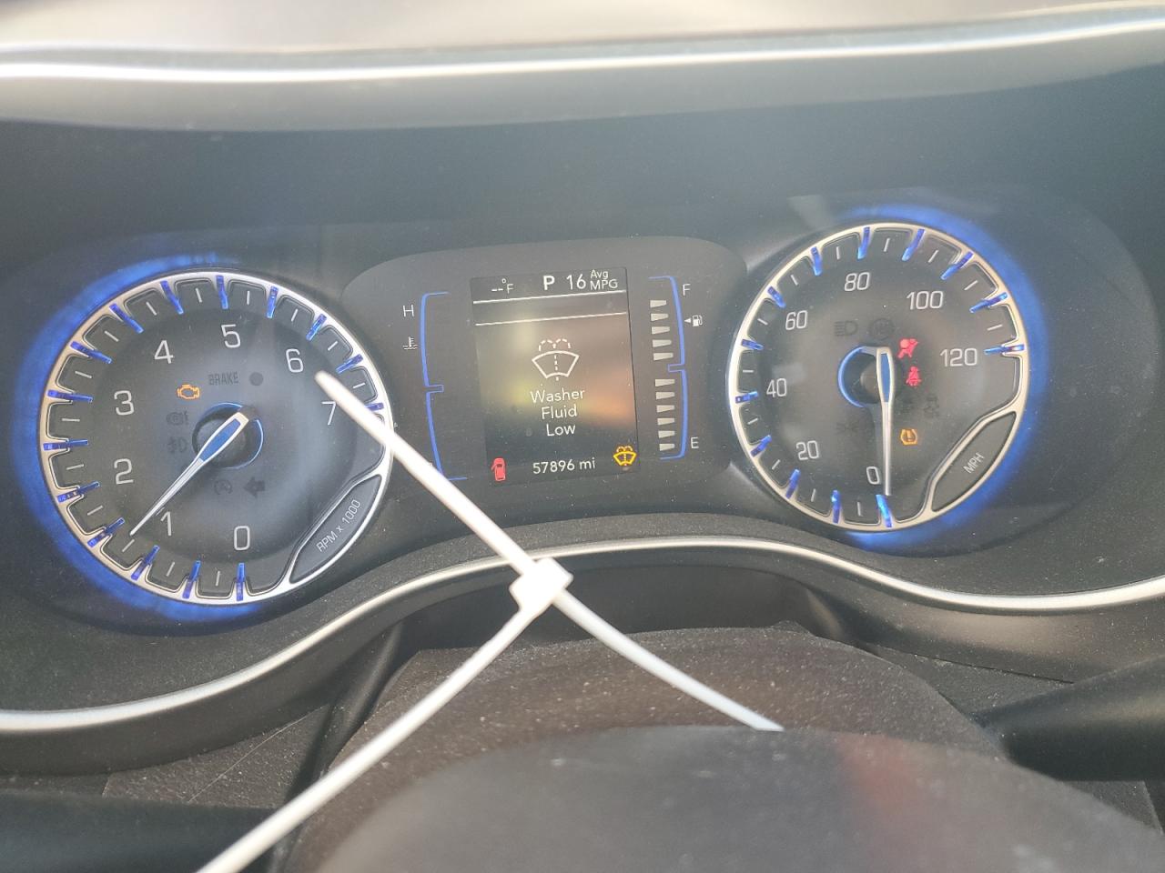 2018 Chrysler Pacifica VIN 2C4RC1BG0JR142550 Copart auction photo, front end / side damage thumbnail 9
