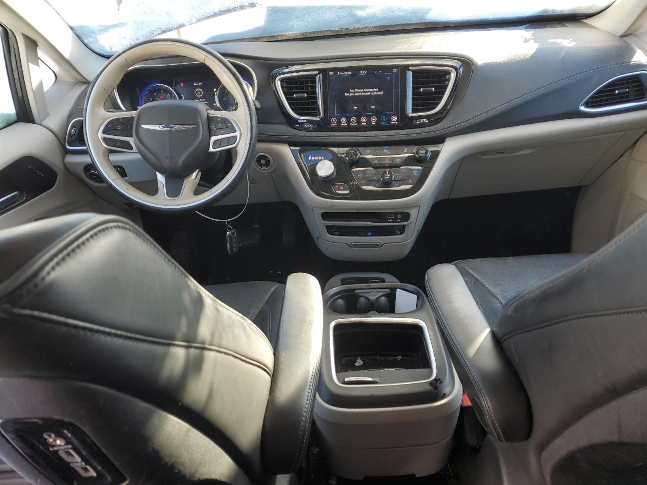 2020 Chrysler Pacifica VIN 2C4RC1GG5LR204214 Copart auction photo, front end / minor dent/scratches damage thumbnail 8