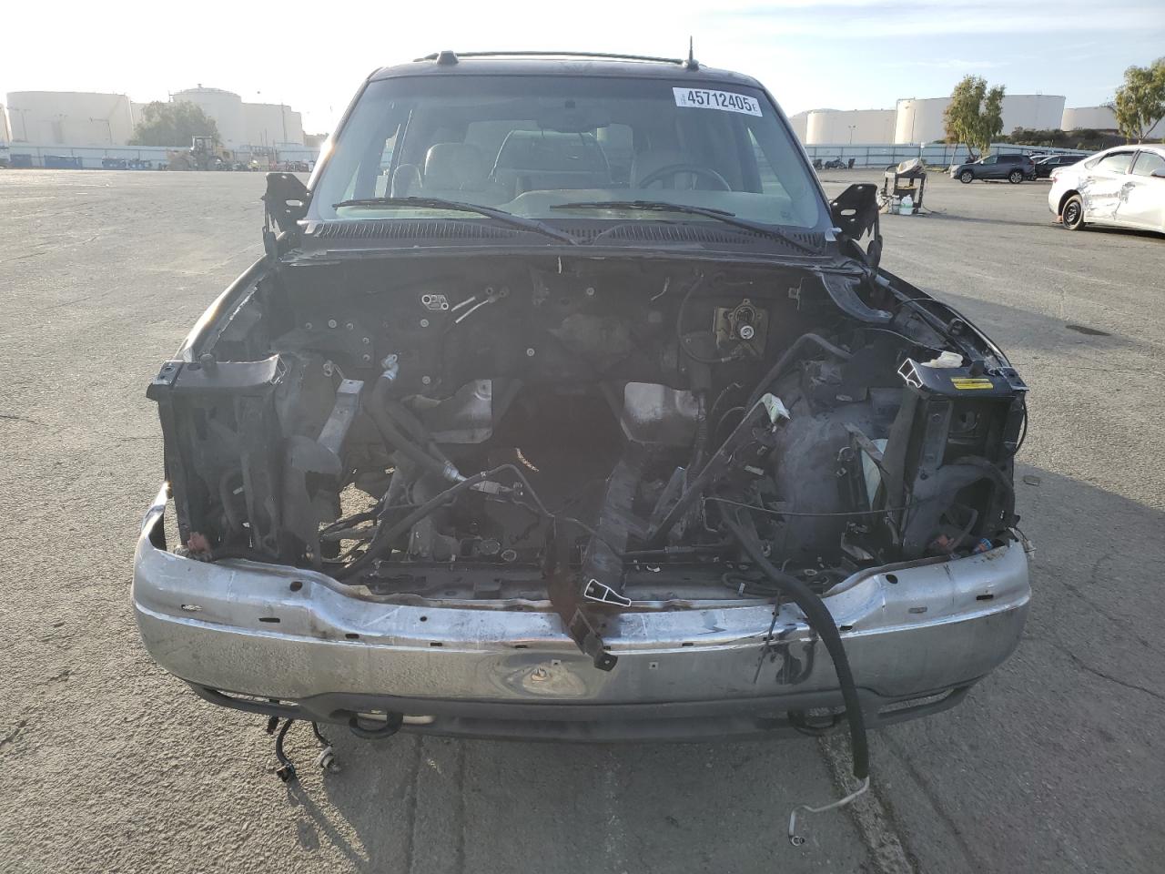 2004 GMC Yukon VIN 1GKEK13T24J206310 Copart auction photo, vandalism damage thumbnail 5