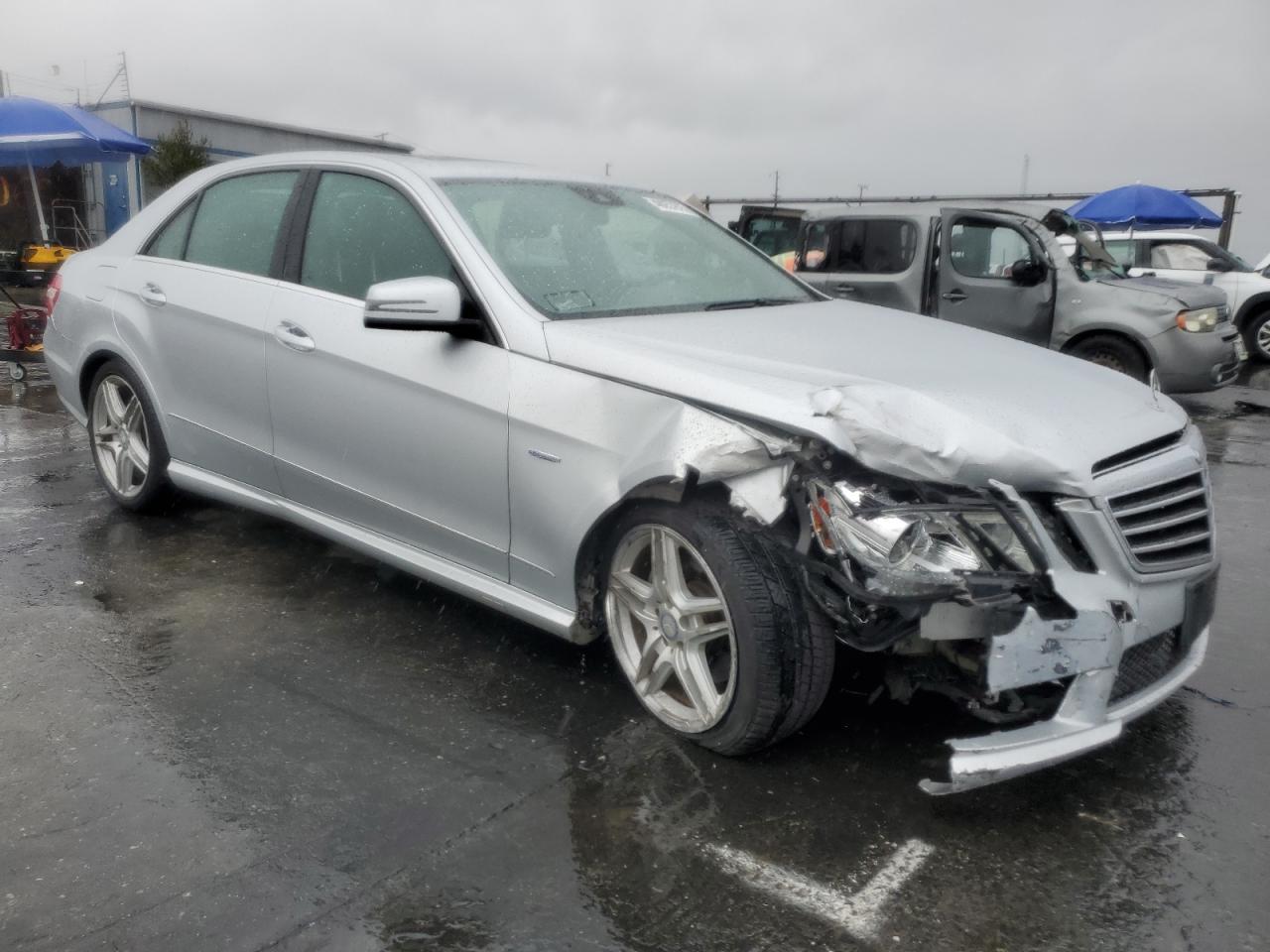 2012 Mercedes-Benz E-klasse VIN WDDHF5KB6CA634785 Copart auction photo, front end damage thumbnail 4