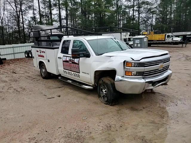 2016 Chevrolet Silverado VIN 1GB2CUEG5GZ257579 Copart auction photo, front end / minor dent/scratches damage thumbnail 11