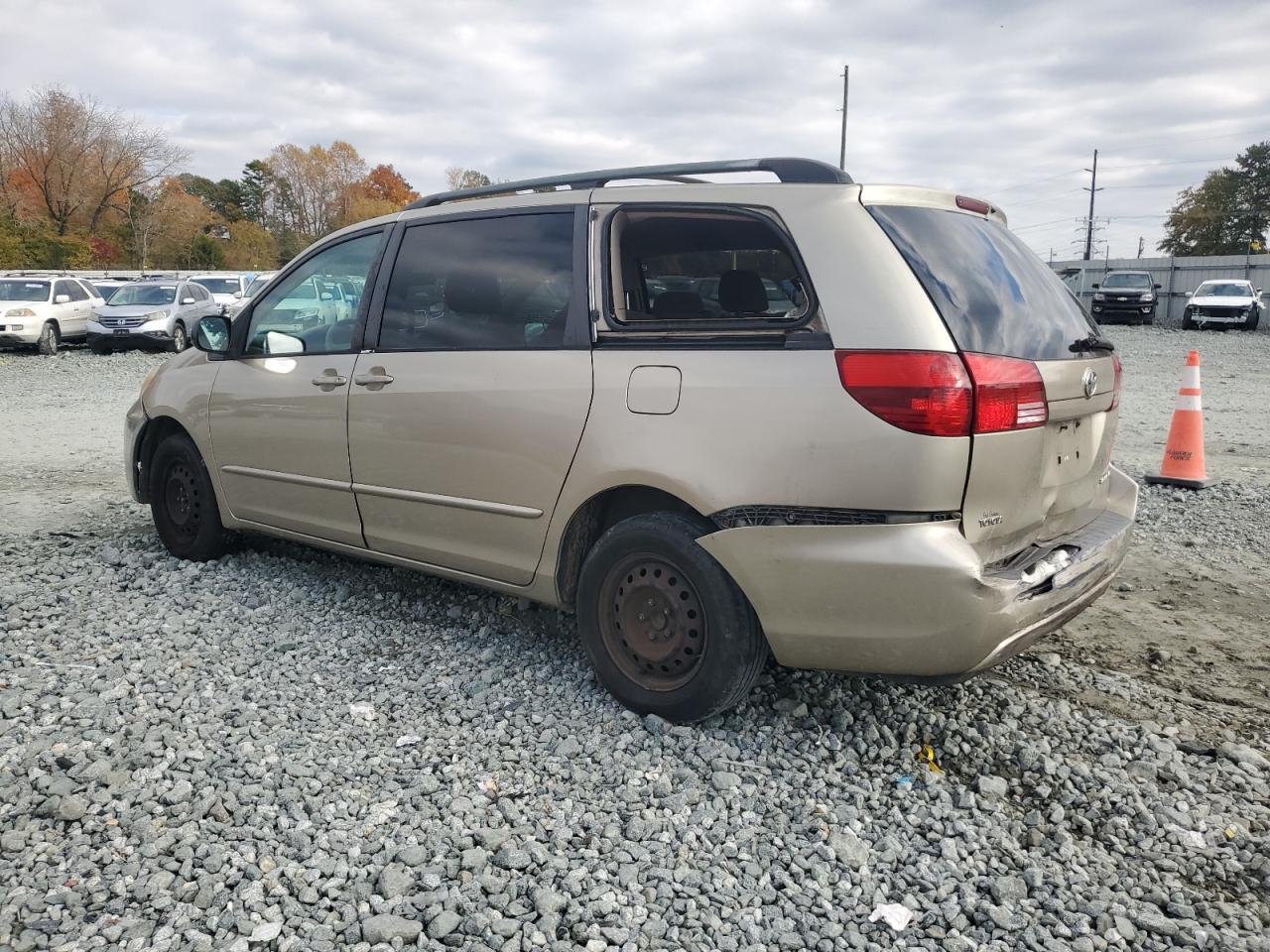 2004 Toyota Sienna VIN 5TDZA23C74S141317 Copart auction photo, rear end / minor dent/scratches damage thumbnail 2
