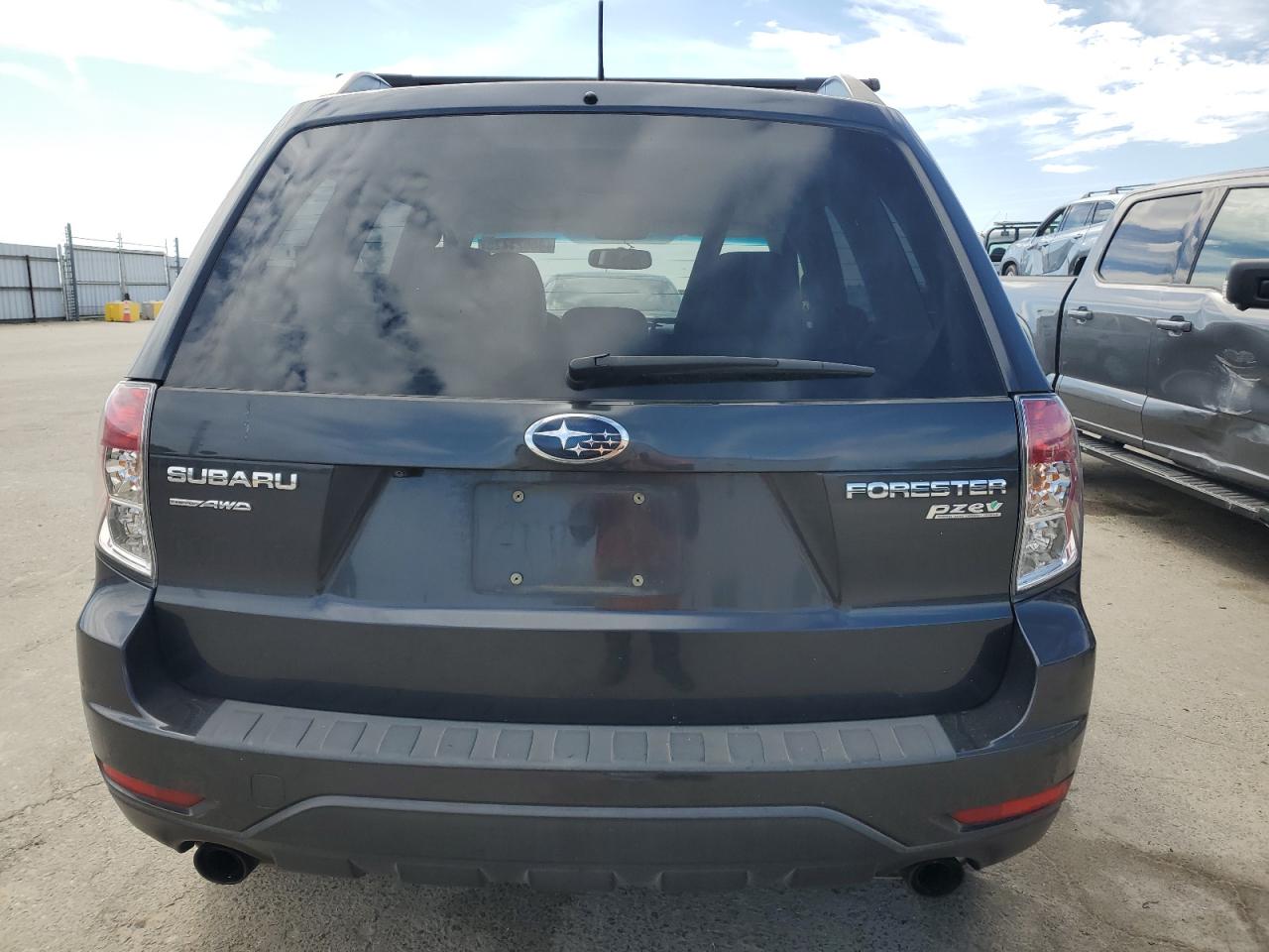 2013 Subaru Forester VIN JF2SHAEC0DH431537 Copart auction photo, side damage thumbnail 6