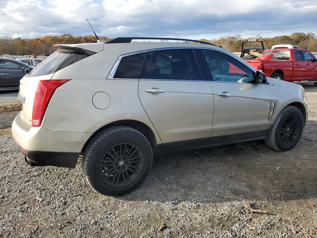2013 Cadillac SRX VIN 3GYFNAE35DS558567 Copart auction photo, front end / minor dent/scratches damage thumbnail 3