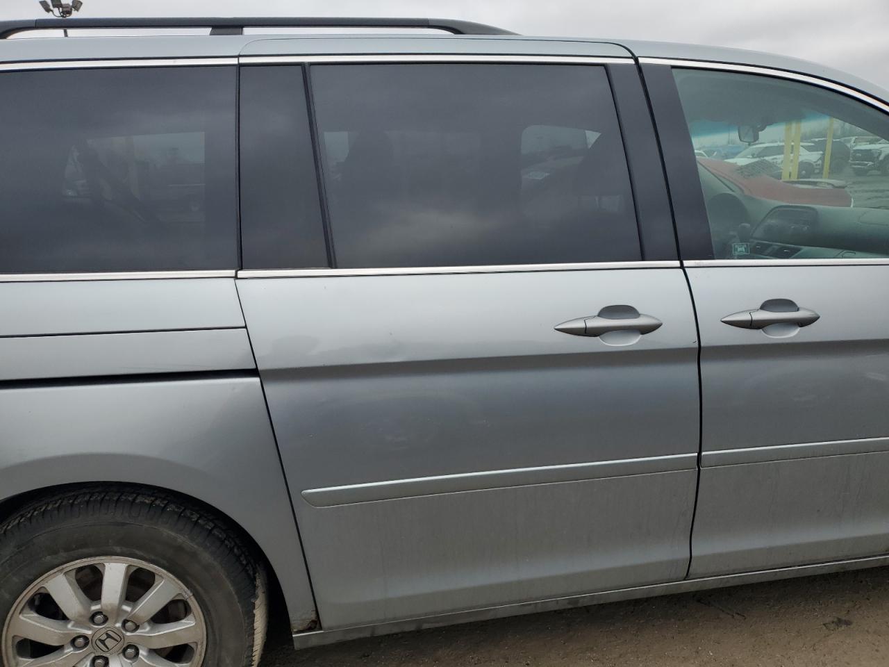 2009 Honda Odyssey VIN 5FNRL38499B052541 Copart auction photo, all over / minor dent/scratches damage thumbnail 10