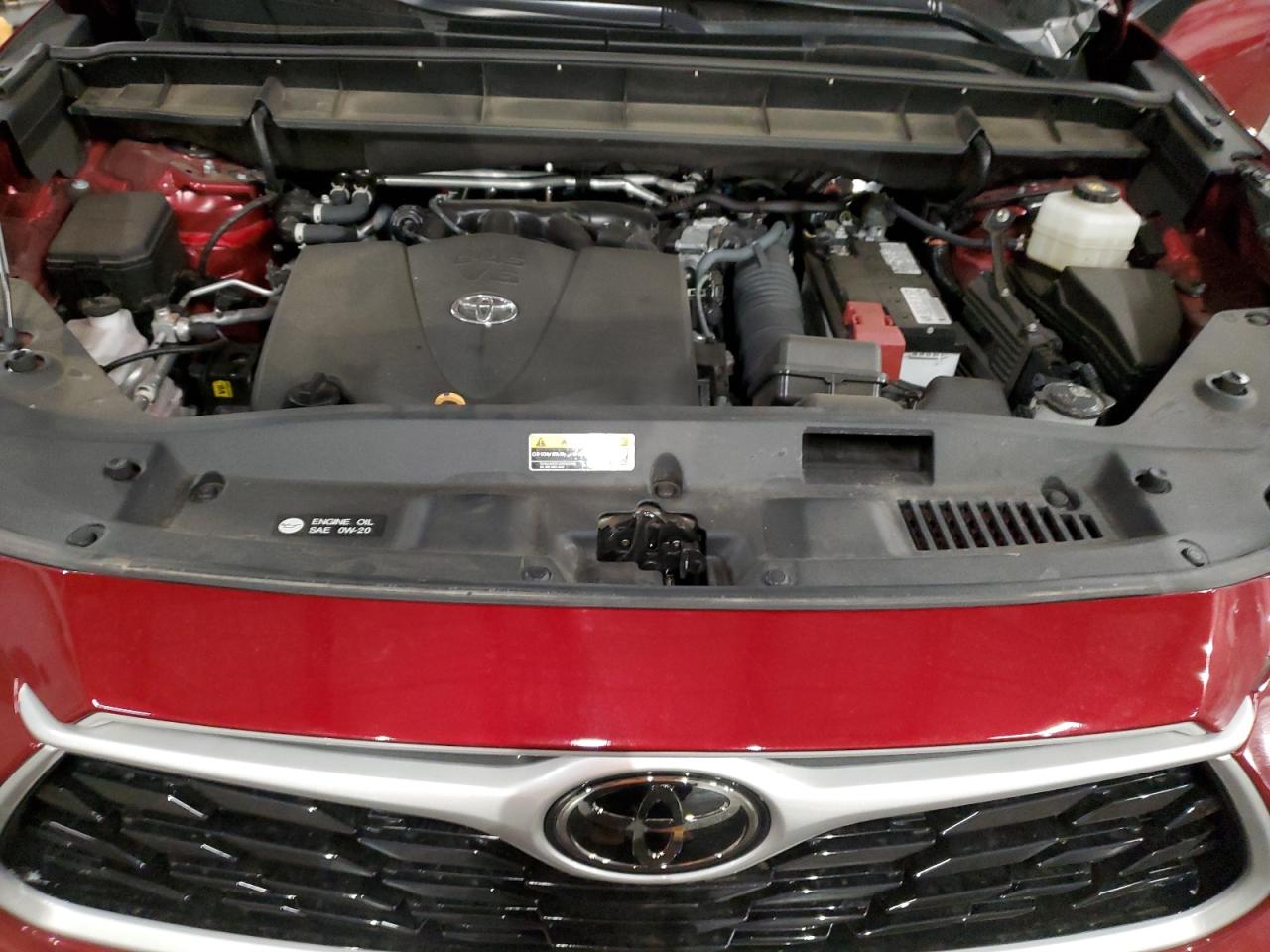 2022 Toyota Highlander VIN 5TDBZRBH6NS583099 Copart auction photo, side / front end damage thumbnail 12