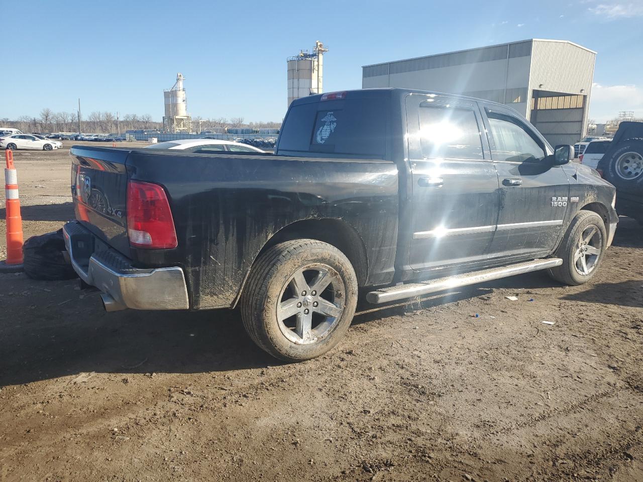 2014 RAM 1500 VIN 1C6RR7LT1ES291333 Copart auction photo, vandalism damage thumbnail 3