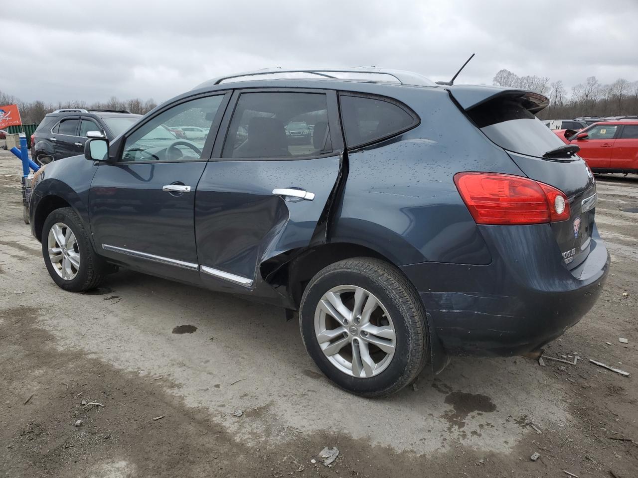 2015 Nissan Rogue VIN JN8AS5MV4FW769967 Copart auction photo, side / rear end damage thumbnail 2