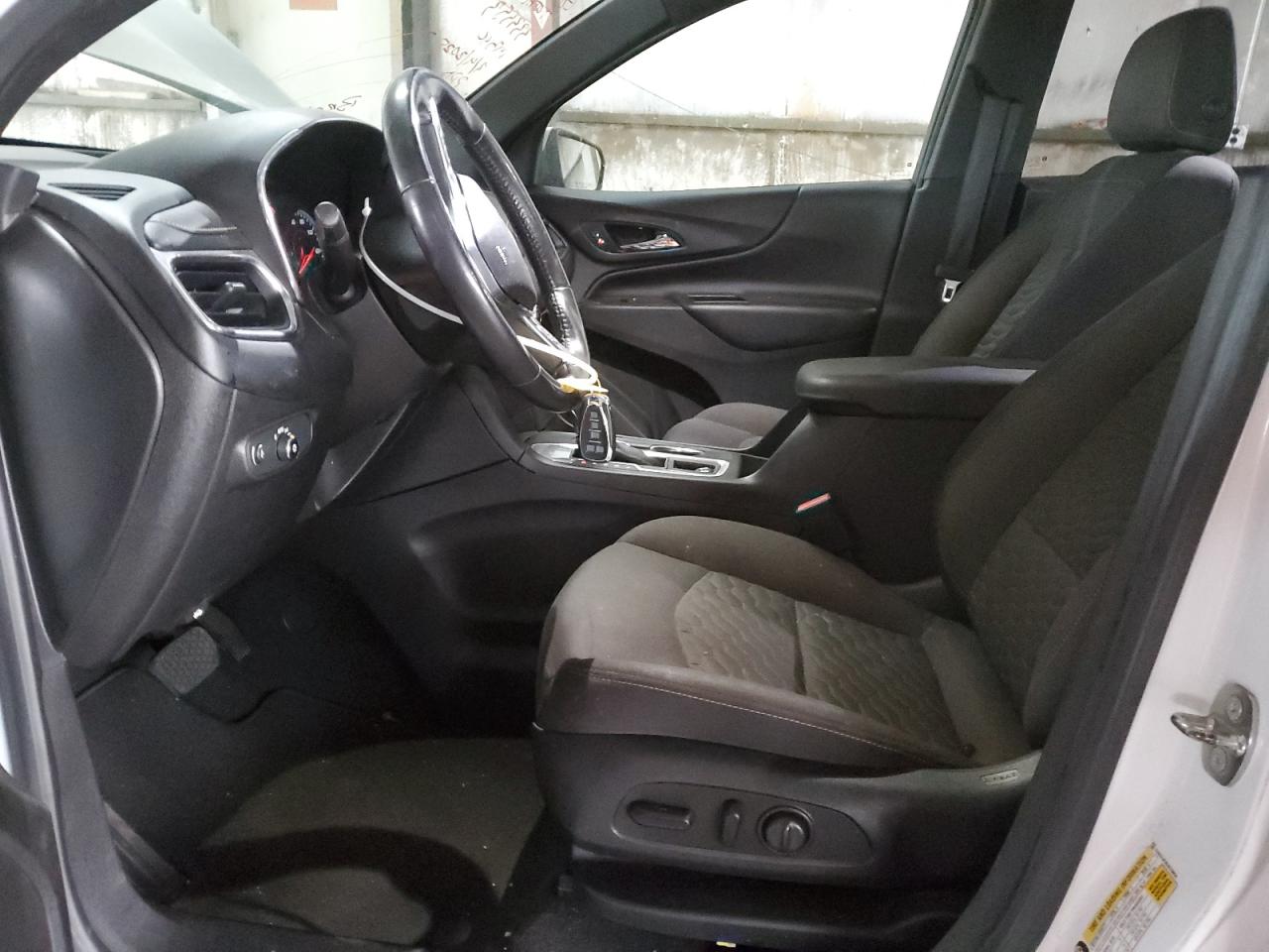 2018 Chevrolet Equinox VIN 2GNAXJEV0J6239056 Copart auction photo, front end / side damage thumbnail 7