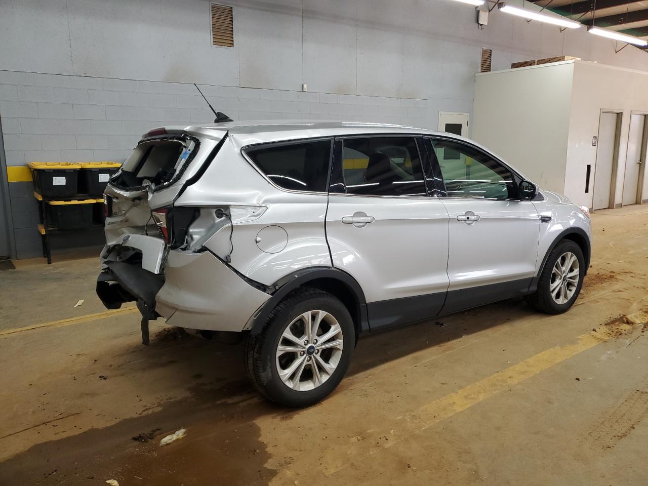 2019 Ford Escape VIN 1FMCU9GD4KUA32715 Copart auction photo, rear end / minor dent/scratches damage thumbnail 3