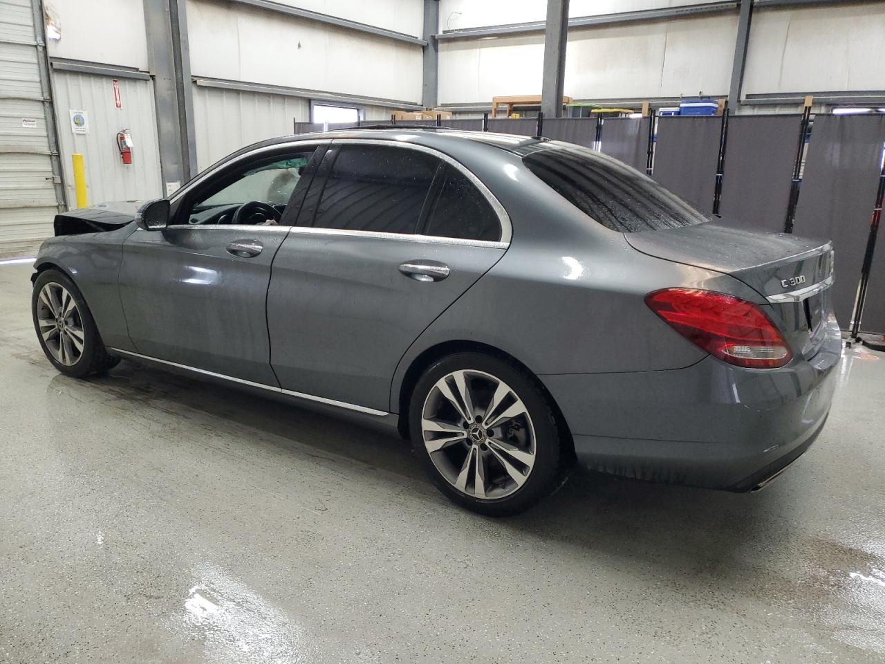 2018 Mercedes-Benz C-klasse VIN 55SWF4JB5JU251193 Copart auction photo, hail / front end damage thumbnail 2