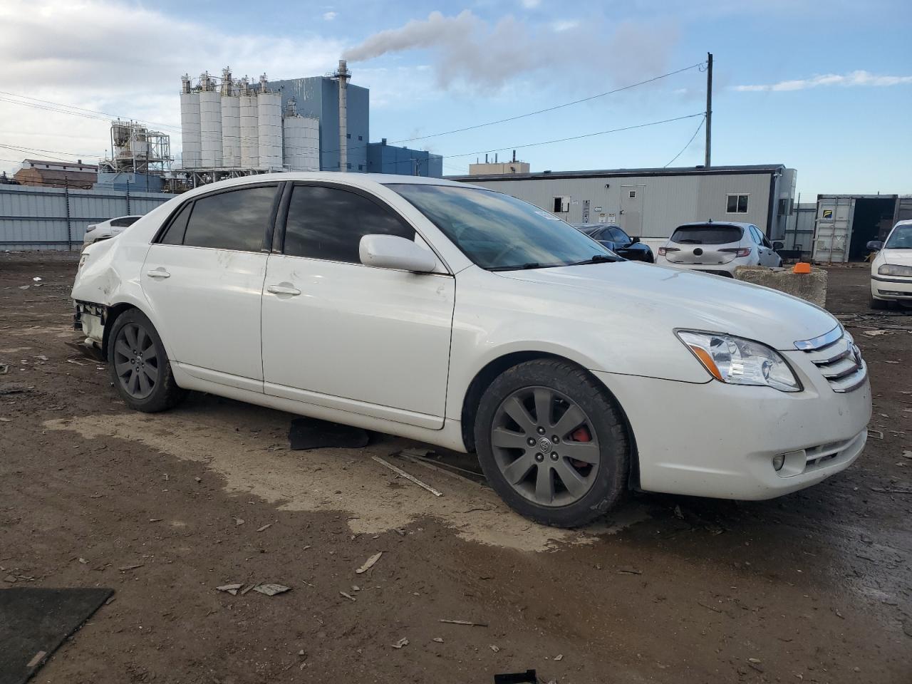 2005 Toyota Avalon VIN 4T1BK36B45U032913 Copart auction photo, rear end damage thumbnail 4