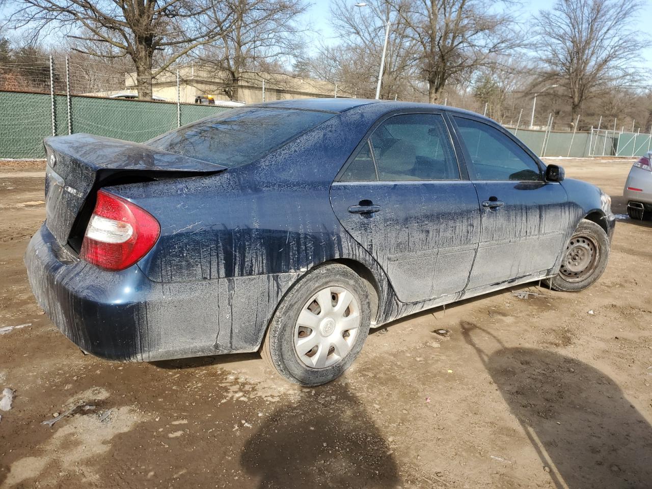 2002 Toyota Camry VIN 4T1BE32K22U544923 Copart auction photo, rear end / minor dent/scratches damage thumbnail 3
