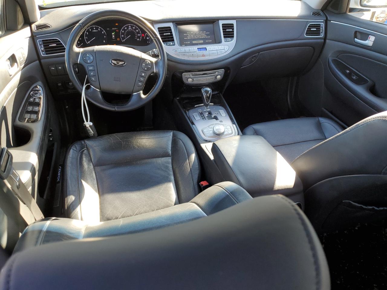 2013 Hyundai Genesis VIN KMHGC4DH3DU221373 Copart auction photo, front end / minor dent/scratches damage thumbnail 8