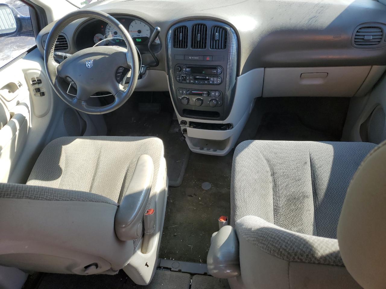 2006 Dodge Caravan VIN 2D4GP44L66R628023 Copart auction photo, side / rear end damage thumbnail 8