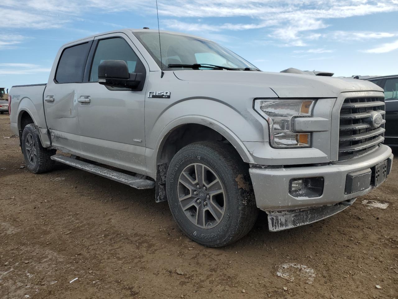 2017 Ford F-150 VIN 1FTEW1EP7HFB51166 Copart auction photo, rear end / side damage thumbnail 4