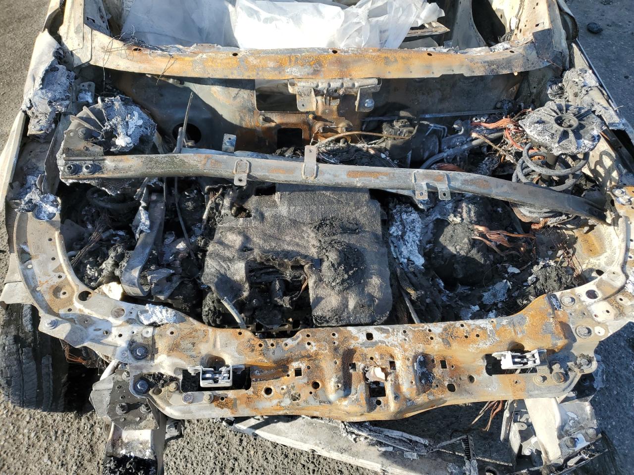 2023 Land Rover Range Rover VIN SALZT2FX9PH190352 Copart auction photo, burn damage thumbnail 12