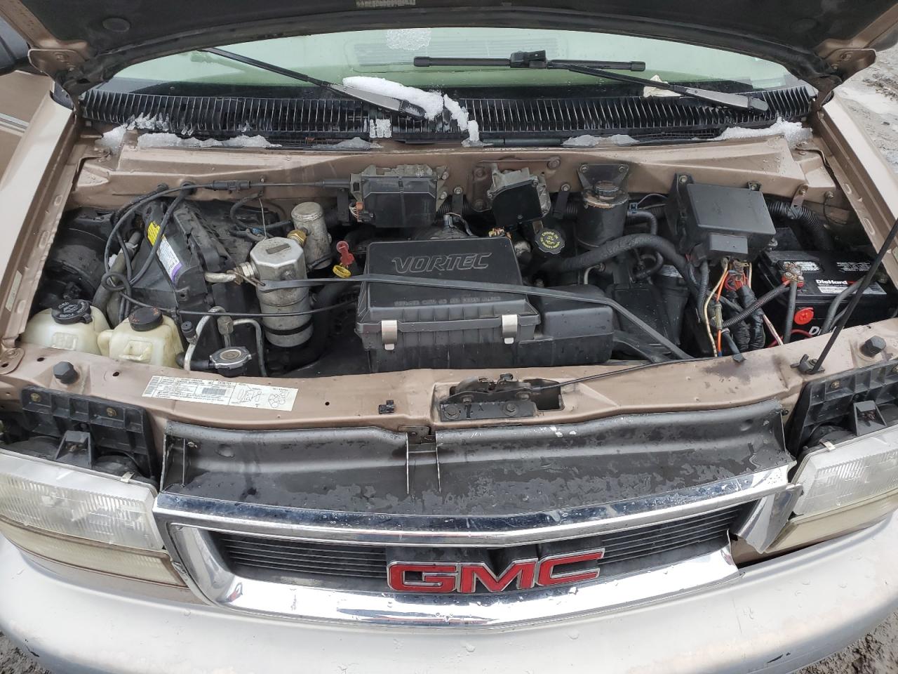 2000 GMC Safari VIN 1GKDM19W9YB537215 Copart auction photo, rear end / side damage thumbnail 13