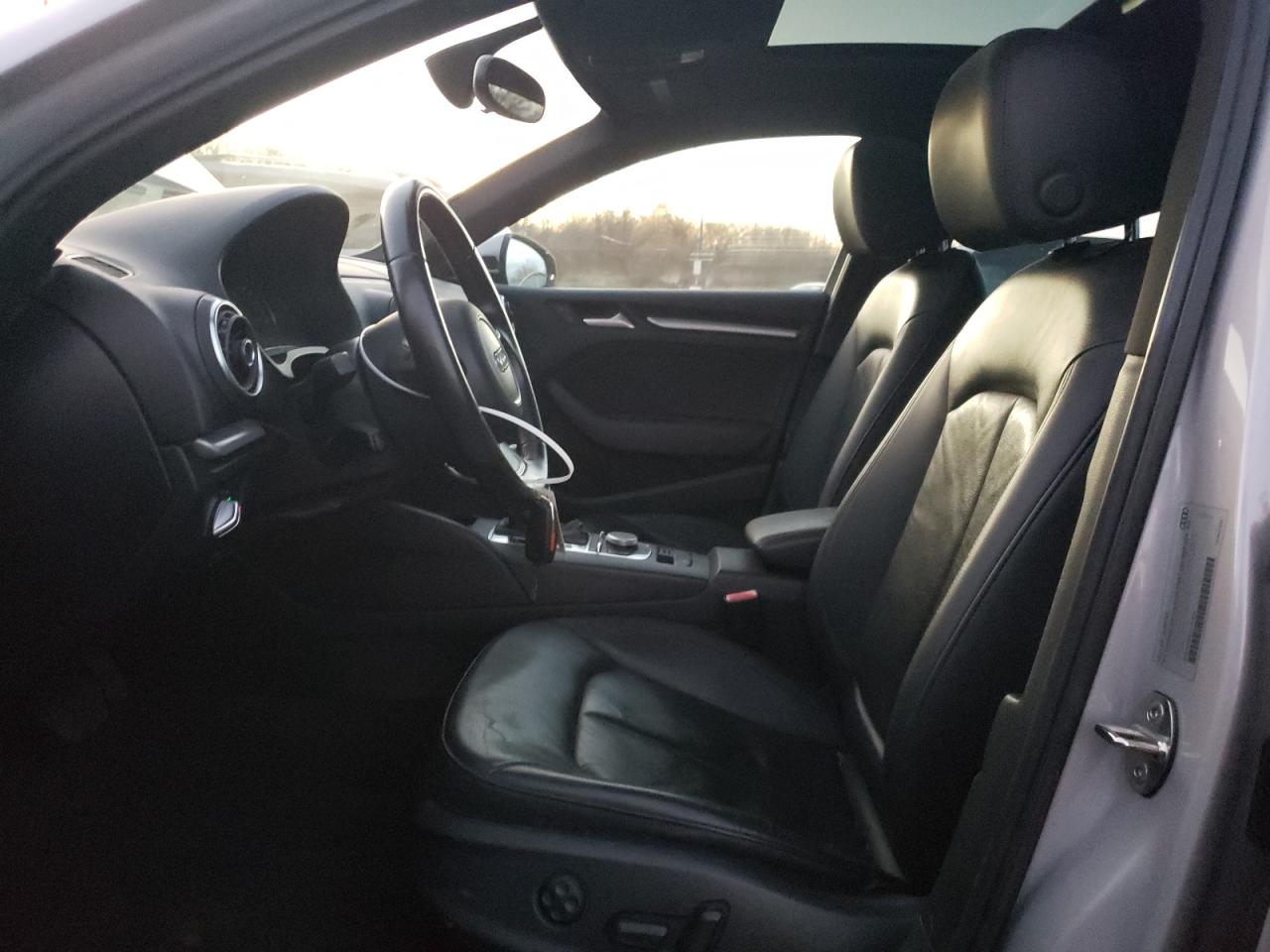 2015 Audi A3 VIN WAUACGFF2F1131804 Copart auction photo, minor dent/scratches damage thumbnail 7