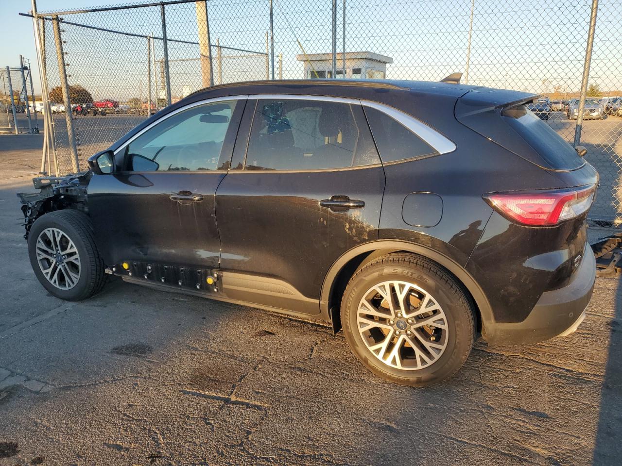 2020 Ford Escape VIN 1FMCU0H65LUB15776 Copart auction photo, front end damage thumbnail 2