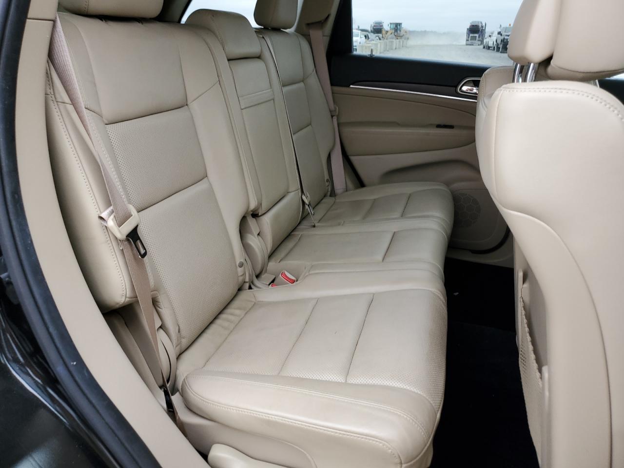 2014 Jeep Grand Cherokee VIN 1C4RJFBM5EC393071 Copart auction photo, front end / minor dent/scratches damage thumbnail 11