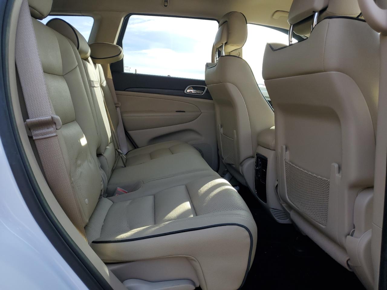 2019 Jeep Grand Cherokee VIN 1C4RJEAG2KC621769 Copart auction photo, front end damage thumbnail 11