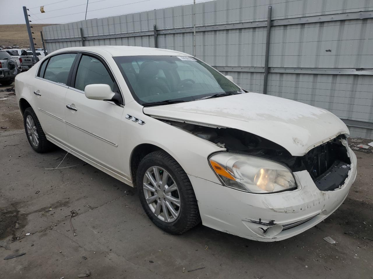 2011 Buick Lucerne VIN 1G4HC5EM8BU115603 Copart auction photo, front end / minor dent/scratches damage thumbnail 4
