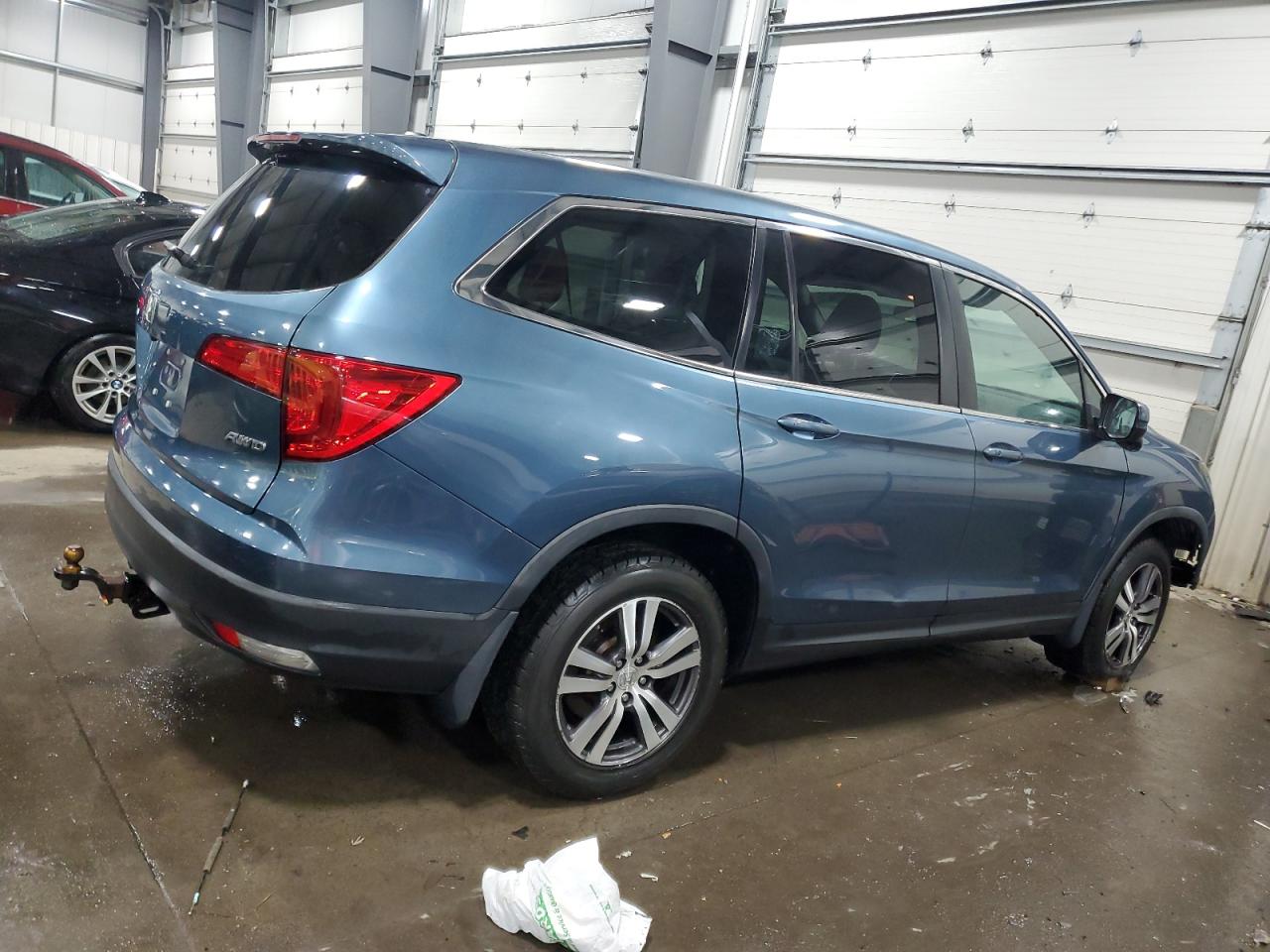 2018 Honda Pilot VIN 5FNYF6H35JB072642 Copart auction photo, front end damage thumbnail 3