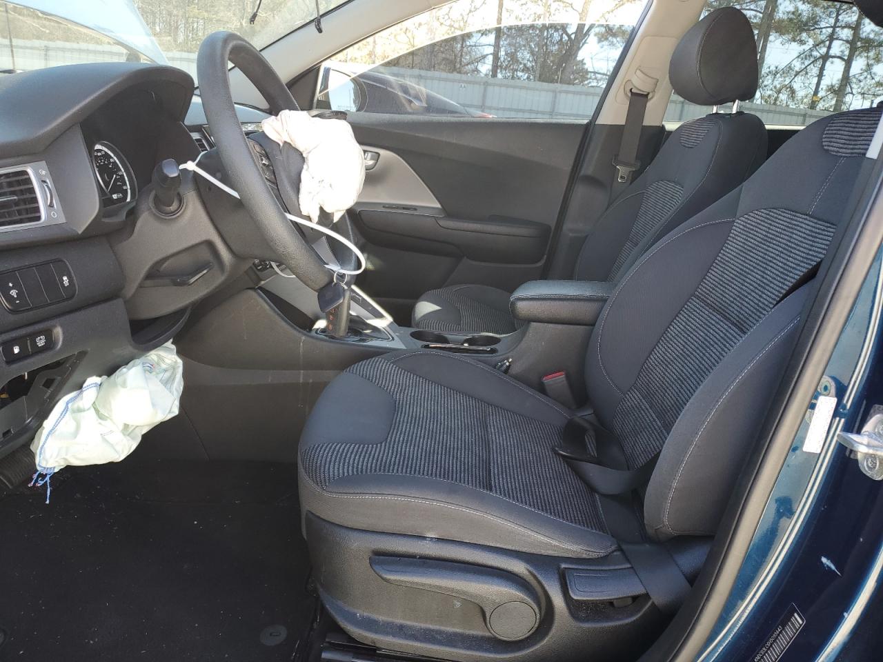 2017 KIA Niro VIN KNDCB3LC6H5093443 Copart auction photo, front end / side damage thumbnail 7