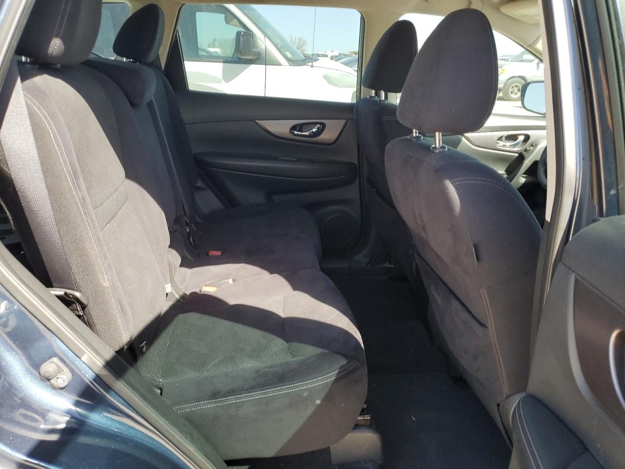 2016 Nissan Rogue VIN JN8AT2MTXGW000580 Copart auction photo, front end / minor dent/scratches damage thumbnail 10