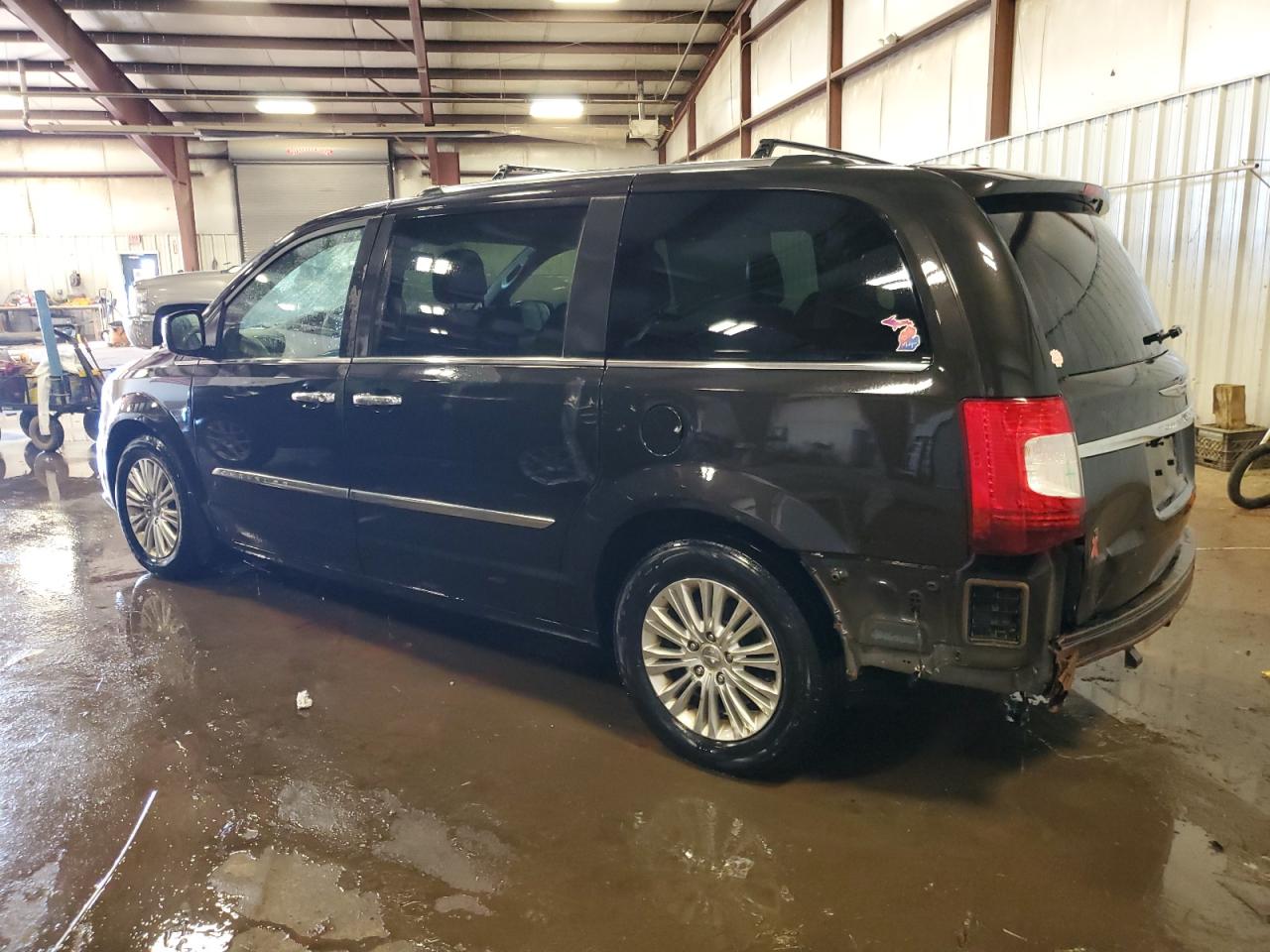 2014 Chrysler Town & Country VIN 2C4RC1GG2ER453542 Copart auction photo, rear end damage thumbnail 2