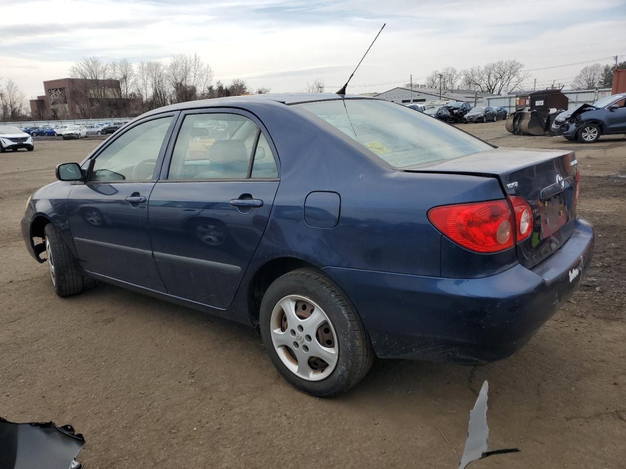 2006 Toyota Corolla VIN 2T1BR32E06C598386 Copart auction photo, rear end / side damage thumbnail 2