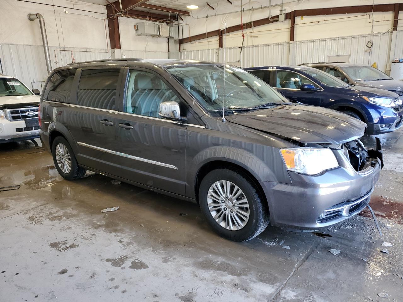 2015 Chrysler Town & Country VIN 2C4RC1CGXFR594950 Copart auction photo, front end damage thumbnail 4