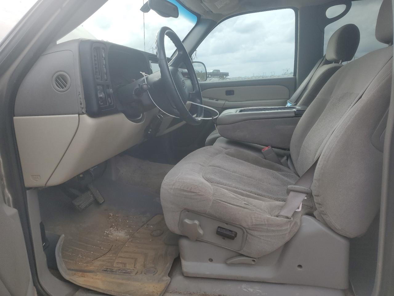 2002 Chevrolet Suburban VIN 3GNGK26G72G253122 Copart auction photo, front end damage thumbnail 7