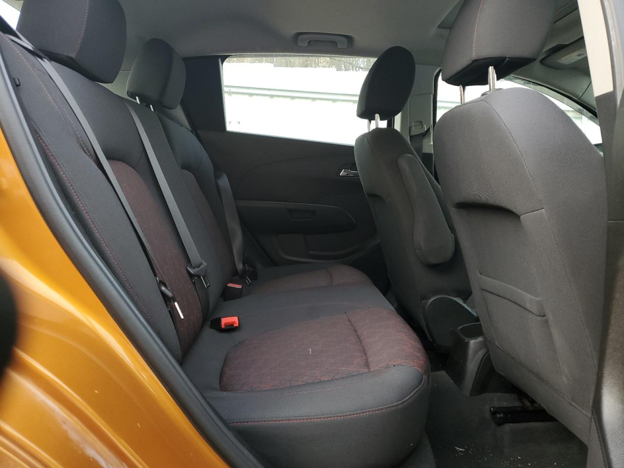 2018 Chevrolet Sonic VIN 1G1JD6SB3J4102566 Copart auction photo, front end / minor dent/scratches damage thumbnail 10
