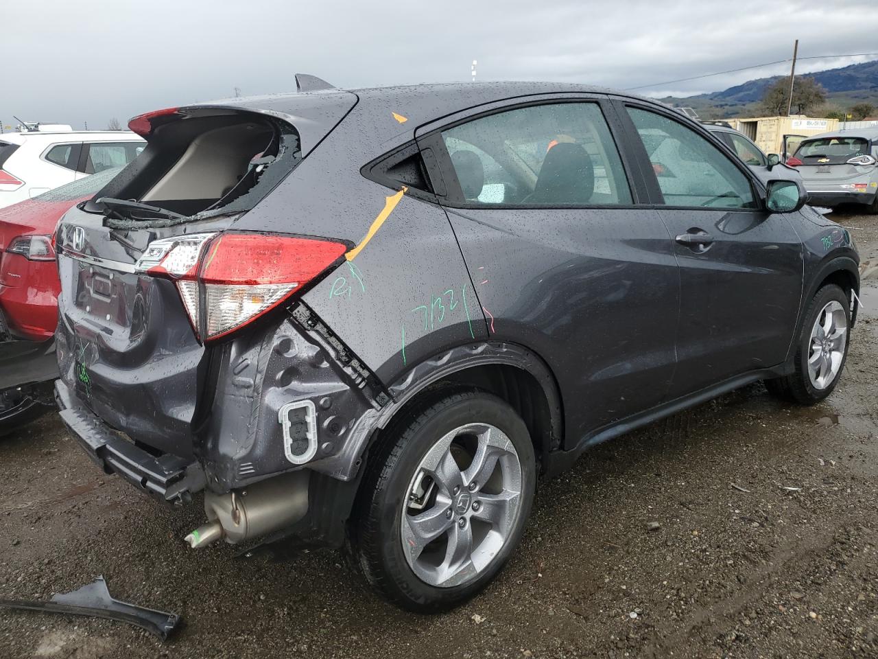 2019 Honda HR-V VIN 3CZRU5H34KM708110 Copart auction photo, front end / rear end damage thumbnail 3