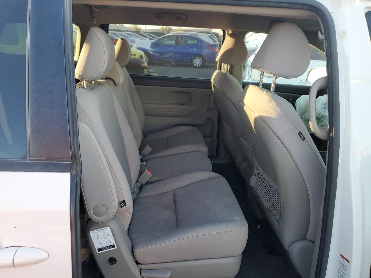2017 KIA Sedona VIN KNDMB5C19H6226656 Copart auction photo, front end / side damage thumbnail 11
